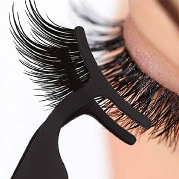 Product-Lash-grab-4